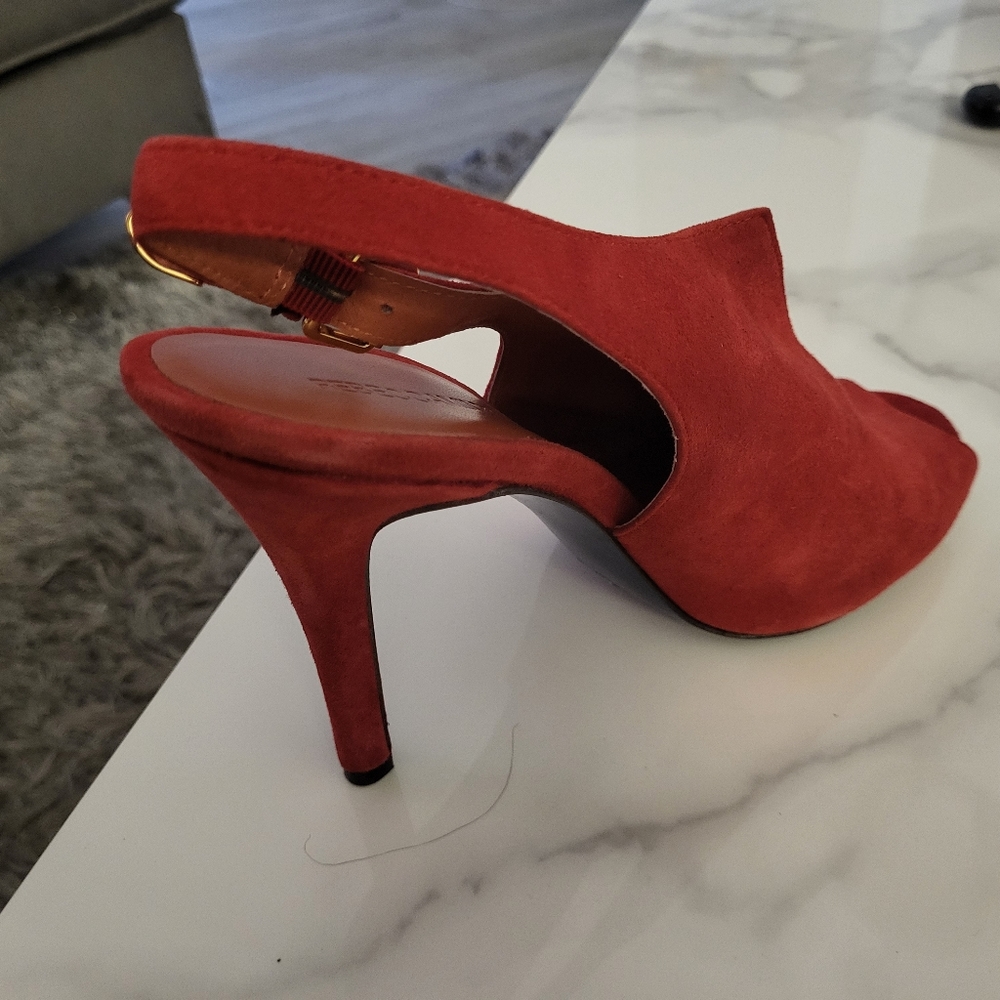 Shoes - Picture 3 of 6